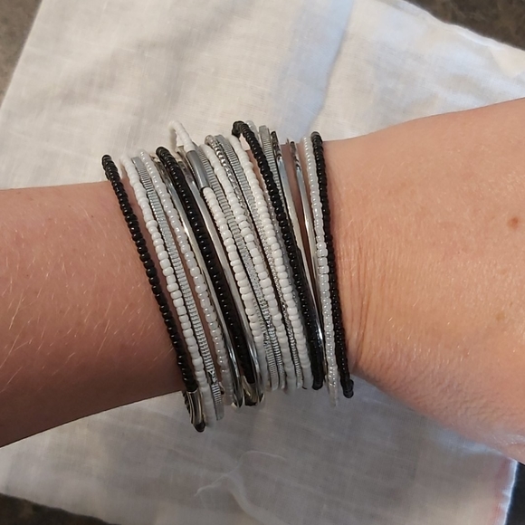 Bangle set - Picture 2 of 2